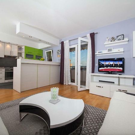 Apartment Sarena Makarska Bagian luar foto