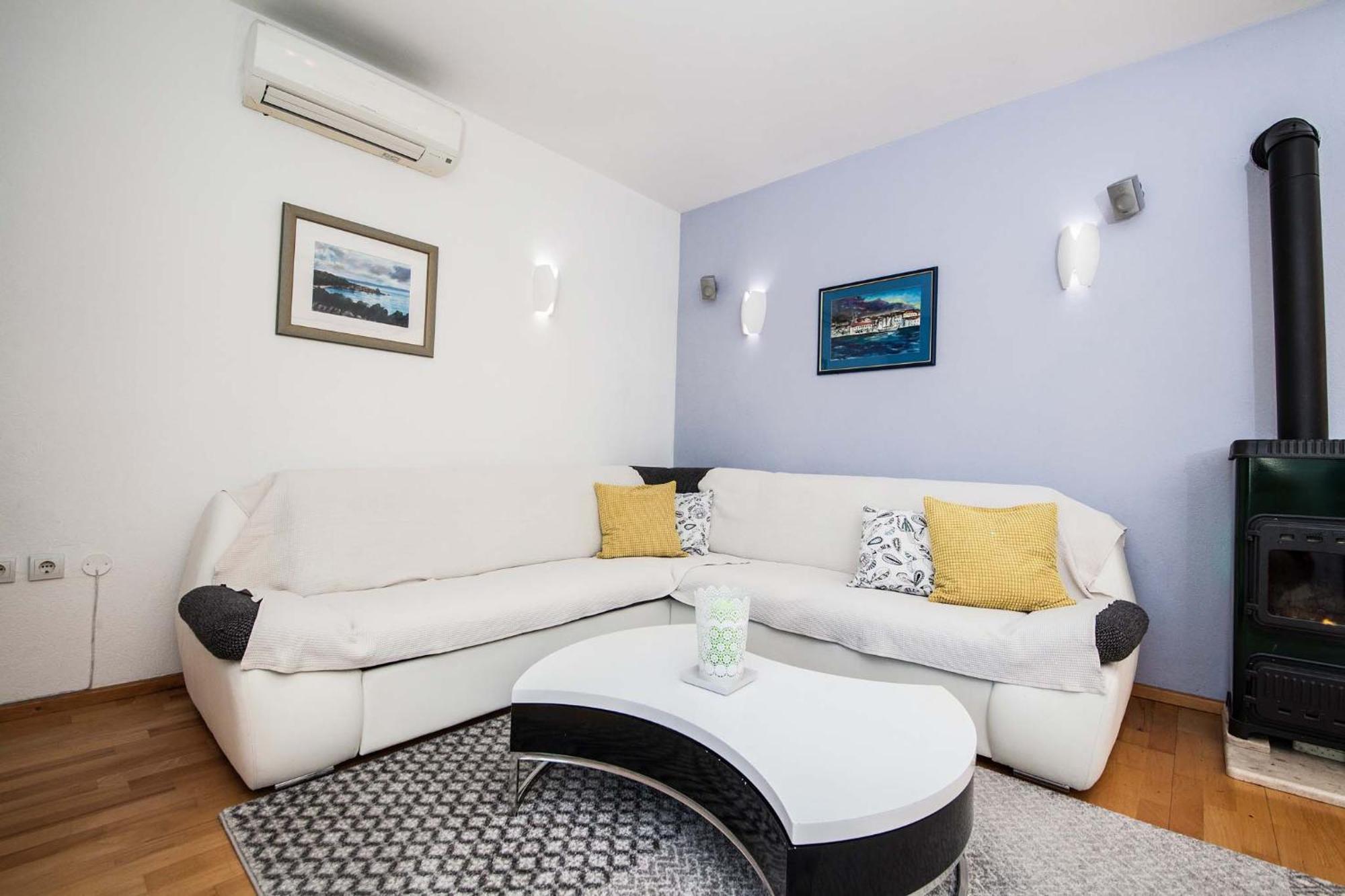 Apartment Sarena Makarska Bagian luar foto