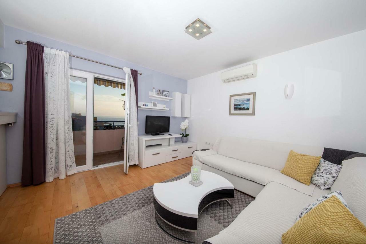 Apartment Sarena Makarska Bagian luar foto