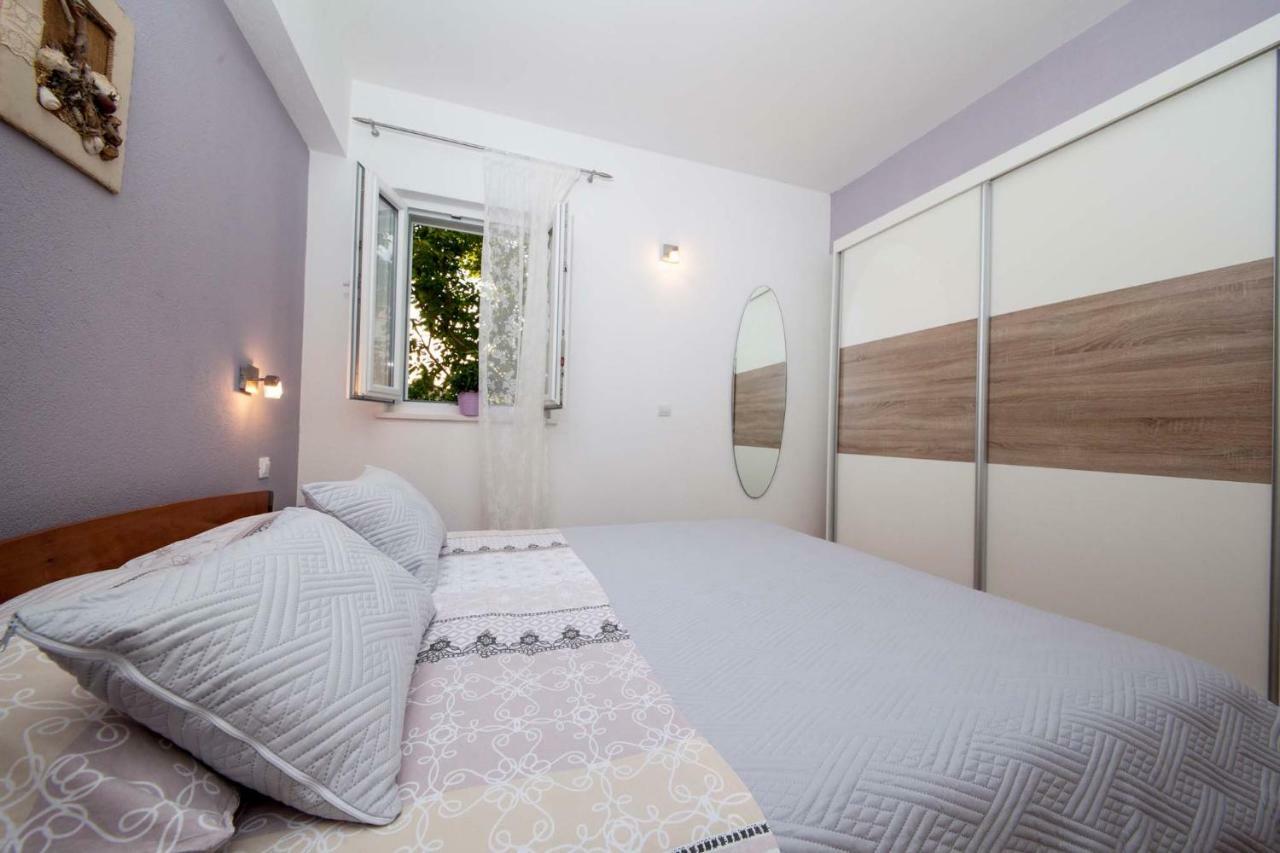 Apartment Sarena Makarska Bagian luar foto
