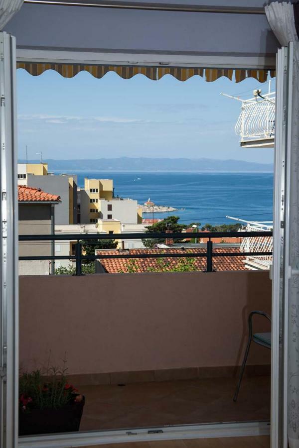 Apartment Sarena Makarska Bagian luar foto