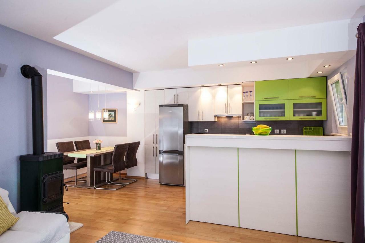 Apartment Sarena Makarska Bagian luar foto