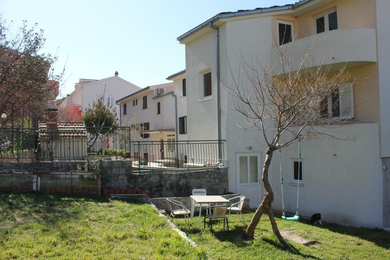 Apartment Sarena Makarska Bagian luar foto